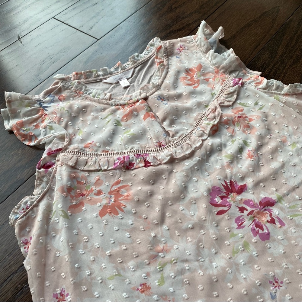 LC Lauren Conrad Pink Floral Ruffle Tank - Picture 8 of 8